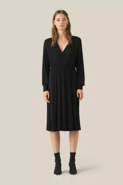 Front -Second Female Salg 3bfmMPGwTkGrkCrqG2UZ 52876 8001 1 1200x 1f75ce10 478b 4649 acfb 892c166e6db0