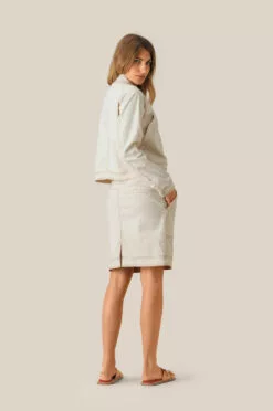 Second Female Terry Jacket - Eggnog -Second Female Salg 4dWIrwkzQgygcXRpH2PX 53192 1015 3 1000x 7071982f ba04 45bd b98a 87f0fc69e7a5