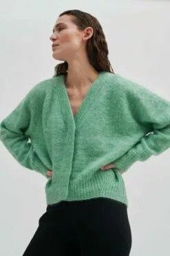 Second Female Brook Knit Boxy Cardigan - Laurel Green -Second Female Salg 52507 4081 11 1195x1800 f0e541e9 5fed 4a3d 9b57 72775aeba4cf