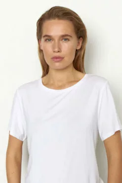 Second Female Ello New SS Tee - White -Second Female Salg 53142 1001 17 1000x 2