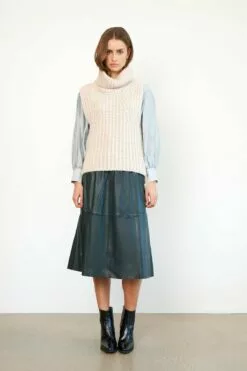 Second Female Ivory Knit Vest - Crystal Gray -Second Female Salg 54278 7017 14 1200x d41e4151 7d0c 4ddb 9401 b64581f0b790