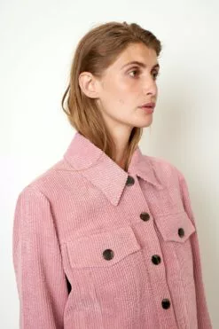 Second Female Boyas Jeans Jacket - Lilas -Second Female Salg 54312 3102 12 1000x bf8b103b de38 48d8 b5a2 cb915ddf7b34