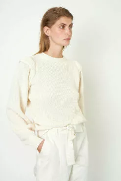 Second Female Amalia Knit O-Neck - Brazilian Sand -Second Female Salg 54365 1009 13 1000x 87d84d9b d32b 48a7 886f 169a9a4b3040