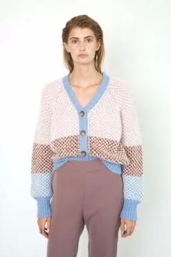Second Female Berthe Knit Cardigan - Light Mahogany -Second Female Salg 54516 3076 11 1200x bb7966eb a696 4e7b bcc3 d44a42dd9a83