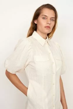 Second Female Bilbao Mini Dress - Parchment -Second Female Salg 54777 1023 13 700x 57d2dc53 d01f 4f64 86c5 4bb196bea70e