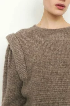 Second Female Abby Knit O-Neck - Otter -Second Female Salg 54982 4033 13 1200x1800 8e39f9db b6fc 4fb9 9787 9e927962e5a5