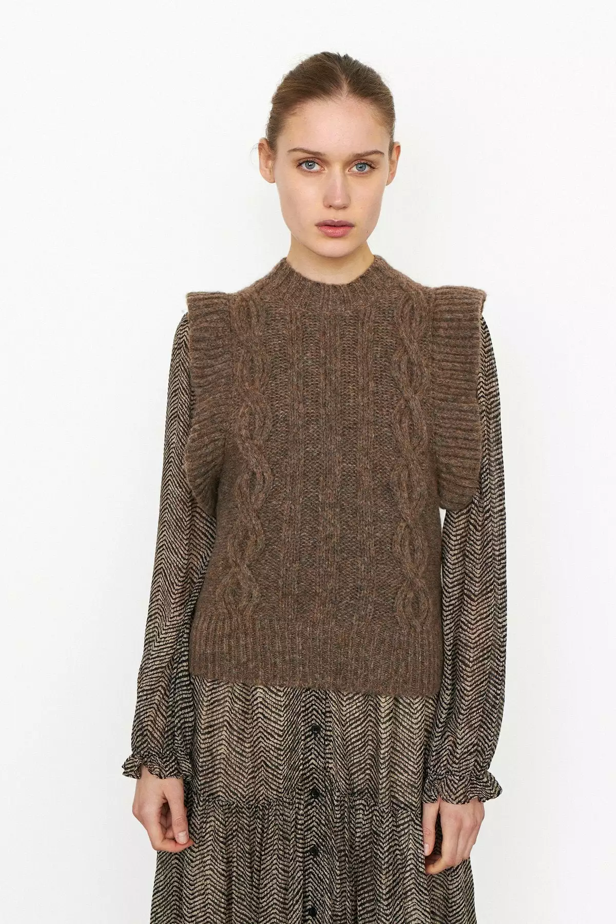 Second Female Gunhild Knit Vest - Dessert Palm 2 Second Female Gunhild Knit Vest - Dessert Palm - Bilde 2