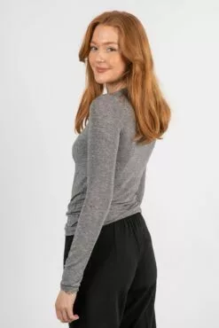 Second Female Matima O-Neck Tee - Grey Melange -Second Female Salg 55473 7002 mod MatimaO NeckTee GreyMelange 4