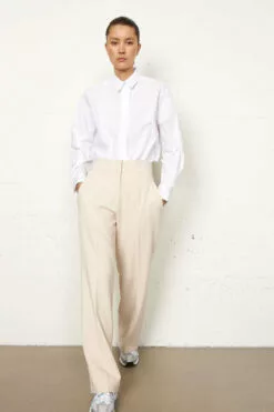 Second Female Evien Trousers - Pearled Ivory -Second Female Salg 55524 1030 12 1000x 02a09a9c f4ec 4a97 874a 41bab6149832