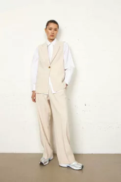 Second Female Evien Trousers - Pearled Ivory -Second Female Salg 55524 1030 16 1000x 2ea61108 6b0b 4785 b2c9 b00520345417