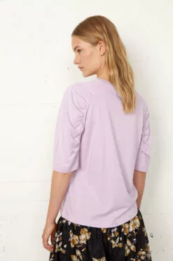 Second Female Tulipan Tee - Orchid Bloom 11 Second Female Tulipan Tee - Orchid Bloom -Second Female Salg 55706 3115 14 1000x bfedb5a2 ef2e 4c83 ad57 acf1d98ed24a