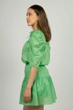 Second Female Jodis Blouse - Absinthe Green -Second Female Salg 55900 4077 mod JodisMiniSkirt AbsintheGreen55899 4077 JodisBlouse AbsintheGreen 2