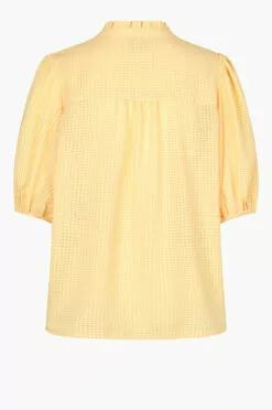 Second Female Tara New Shirt - Golden Haze -Second Female Salg 55945 2045 17 1000x f4614c76 55a2 4d07 bd23 9784664346d1