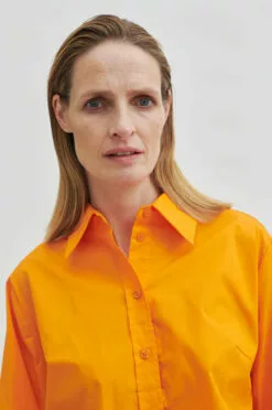 Second Female Matisol Shirt - Orange Pepper -Second Female Salg 56084 2051 13 700x 6dc261a4 fc90 4c09 901b 6243876cc3aa