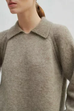 Second Female Brook Knit Collar - Weathered Teak -Second Female Salg 56127 6101 12 600x 9bfce189 1eef 4b3b 8895 2ed34ab3644a