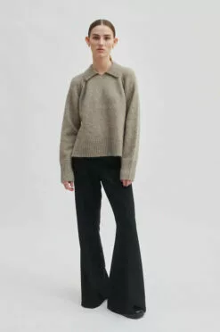 Second Female Brook Knit Collar - Weathered Teak -Second Female Salg 56127 6101 14 600x e124d881 8699 47f1 9102 e36f8decb01a