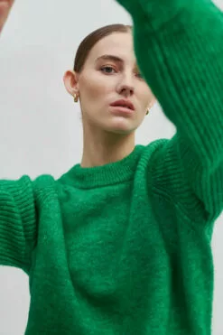 Second Female Brookline Knit O-Neck - Green Tambourine -Second Female Salg 56194 4083 12 600x e34d2797 a078 4303 b356 169c7e20a890