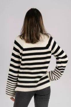 Second Female Matea Knit O-Neck - Black -Second Female Salg 56269 8001 mod MateaKnitO Neck Black 4