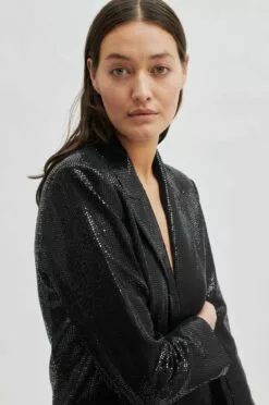 Second Female Function Blazer - Black 9 Second Female Function Blazer - Black -Second Female Salg 56422 8001 12 1195x1800 2d3e2616 3f5a 4409 a9d7 53107f390585