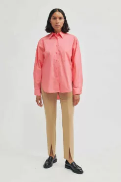 Second Female Alulin New Shirt - Camellia Rose 9 Second Female Alulin New Shirt - Camellia Rose -Second Female Salg 56692 3123 14 700x 5a809bda 9b56 4ead ae2e 402b8a046baf