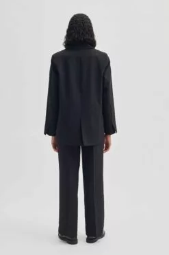 Second Female Evie Classic Blazer - Black 9 Second Female Evie Classic Blazer - Black -Second Female Salg 56720 8001 12 1200x1800 deb8f24b 92f6 4386 9faf 6562ccdd2697