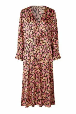 Second Female Victory V-Neck Dress - Camellia Rose