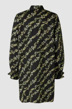 Second Female Kalmia Tunic Dress - Black -Second Female Salg 56968 8001 16 700x c2bbb34c a692 4139 90fe 97143093a8bf