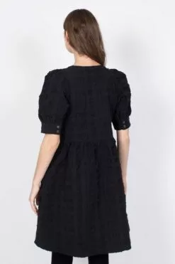 Second Female Kale Dress - Black -Second Female Salg 609af9d4 b20e 4a9e 97ff a420601f8d9f