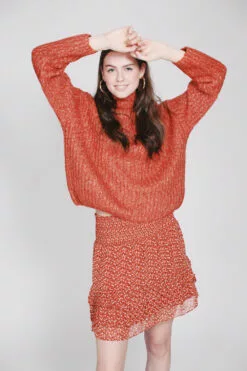 Second Female Ambra Knit T-neck - Carnelian -Second Female Salg 81RSTSYOQlCk2WozVIo9 Photo 23 09 2018 16 18 11