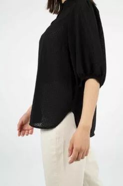 Second Female Tara SS Shirt - Black -Second Female Salg 8I6C7505