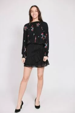 Second Female Karen Blouse - Moonless Night -Second Female Salg AH5677s4TveFTbm9oi0Q 2E843868 3D11 4903 9DD3 6A4157FC7480