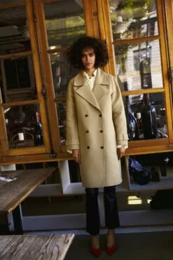 Second Female Jamie Coat - Sesam -Second Female Salg AVBYUudOQrmsUQCBqZwC second female ss19 21 1034