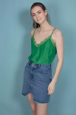 Second Female Macy Strap Top - Medium Green -Second Female Salg AsFI3aTcSRSSTeSmqNIn IMG 4294