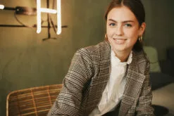 Second Female Binjo Blazer - Off White -Second Female Salg F7HG8dCZSKGbs3eOmzGM Photo 23 09 2018 14 21 09