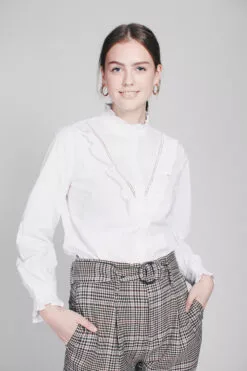 Second Female Aditi Shirt - White -Second Female Salg GXz6PdsjSm2jdpJ74vsq Photo 23 09 2018 14 28 05