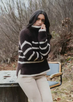 Second Female Ovalis Knit T-Neck - Delicioso 7 Second Female Ovalis Knit T-Neck - Delicioso -Second Female Salg Kampanje uke46 81