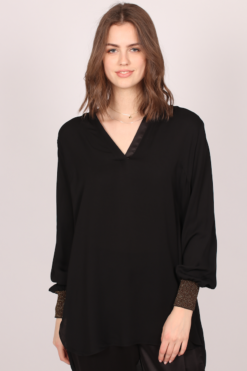 Second Female Filine Blouse - Black -Second Female Salg QpA3TJPHTXKHFlDRzjvK Skjermbilde 2019 11 19 kl. 16.34.09