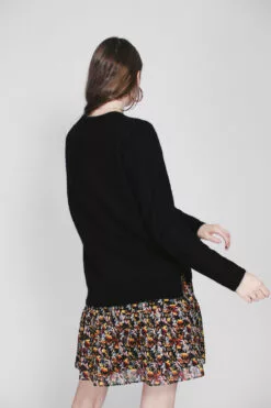 Second Female Brook Knit Raw O-neck - Black -Second Female Salg RL7PcIUT5yqIljMdMHcw Photo 23 09 2018 16 33 03