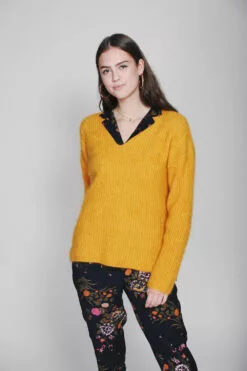 Second Female Aloa Knit V-Neck - Golden Glow -Second Female Salg TVj96A6GRdyc1Ojeb0hI Photo 23 09 2018 13 43 15