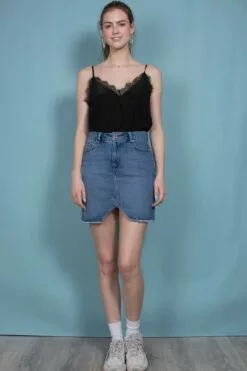 Second Female Macy Strap Top - Black -Second Female Salg WTJTxfltRpGeAczZttgu IMG 4320