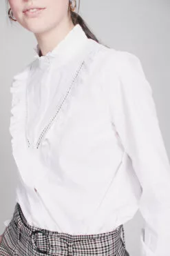 Second Female Aditi Shirt - White -Second Female Salg YbRzNNzSAuhMBPzKqE6E Photo 23 09 2018 14 28 08