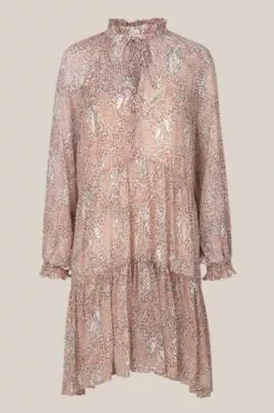 Second Female Crayon Short Dress - Eggnog -Second Female Salg aAmEJg6CQQC0lr1BYbqP 53117 1015 3 1195x1800 e58d9357 71c4 474b a109 e8b44d1b3ef8