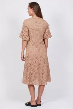 Second Female Milly SS Dress - Praline 16 Second Female Milly SS Dress - Praline -Second Female Salg chnX0cIlSdNv0rpxtqBk IMG 5333