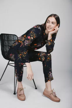 Second Female Carlico Trousers - Salute -Second Female Salg doEge9cdQfNLP7okYSuQ Photo 23 09 2018 13 29 18