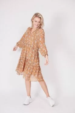 Second Female Mindy Dress - Sudan Brown -Second Female Salg e2JUXWUYRzOpbXlcveSp 741E3473 DD0C 46DF 8E22 B28E3DA13182