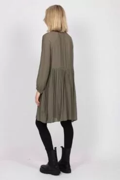 Second Female Florenza Dress - Sea Turtle -Second Female Salg f3a57fb4 3a24 4bb3 820f 3627d908be9b