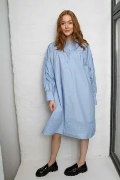 Second Female Henri New Shirt Dress - Brunnera Blue -Second Female Salg innkj psm te uke33 223