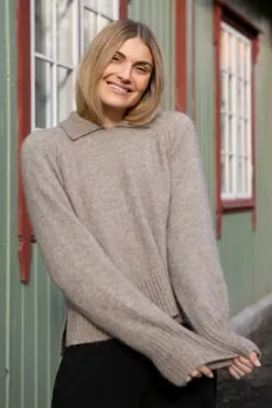 Second Female Brook Knit Collar - Weathered Teak -Second Female Salg innkjop uke9 20