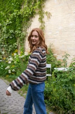 Second Female Yolanda Knit O-Neck - Black 17 Second Female Yolanda Knit O-Neck - Black -Second Female Salg innkjopsmote uke34 53