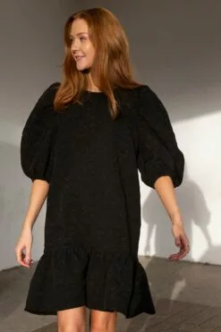 Second Female Dorice Dress - Black -Second Female Salg kampanjebilder uke44 161